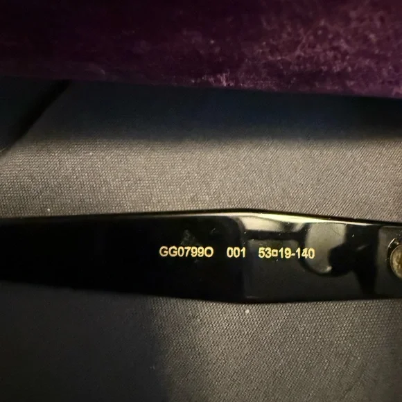 Gucci Black Square Glasses - Picture 3 of 7